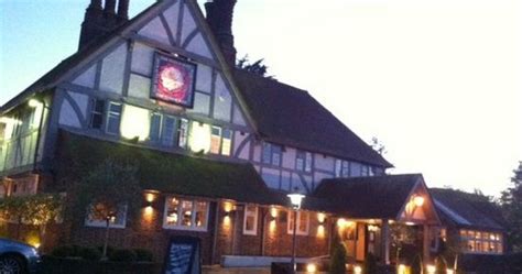 tudor rose pub coulsdon